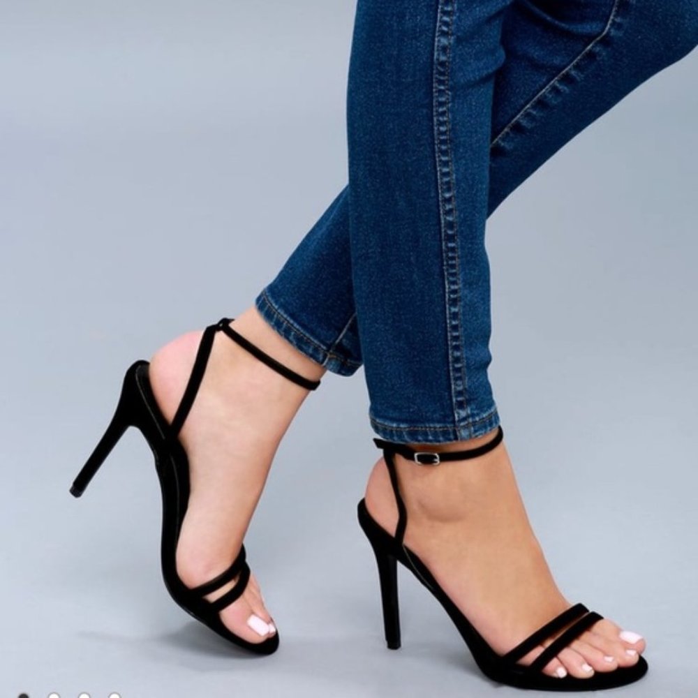 Lulus | Iggy Black Suede Ankle Strap Heels | sz 9